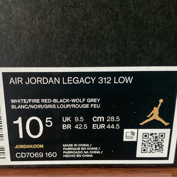 Nike Air Jordan Legacy 312 Low Basketball Shoes - Picture 8 of 9